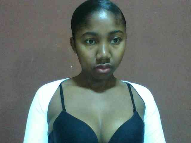 Annah21 webcam