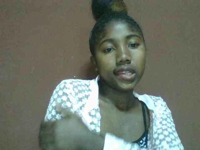 Annah21 webcam