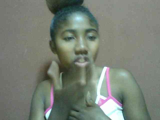 Annah21 webcam
