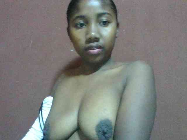 Annah21 webcam