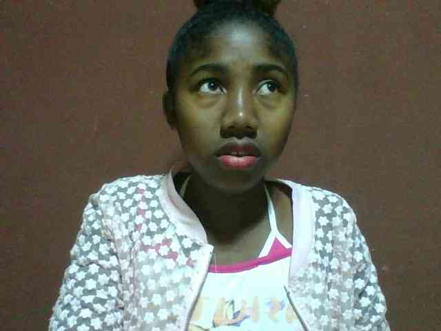 Annah21 webcam