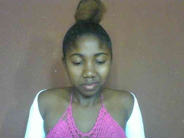 Annah21 webcam