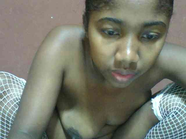 Annah21 webcam
