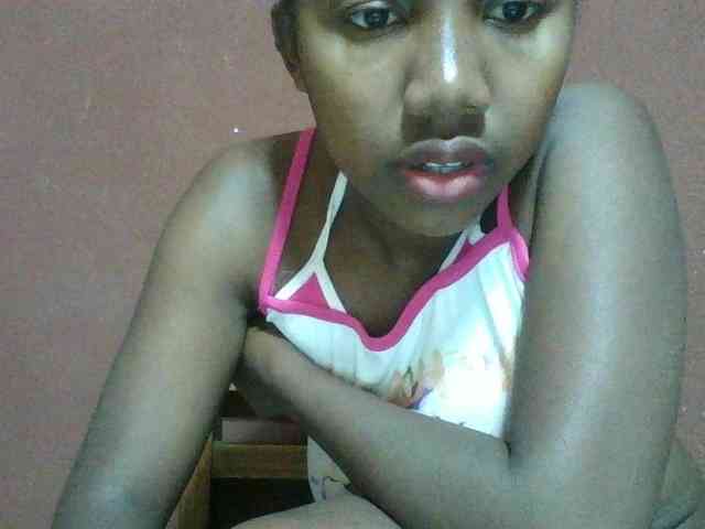 Annah21 webcam