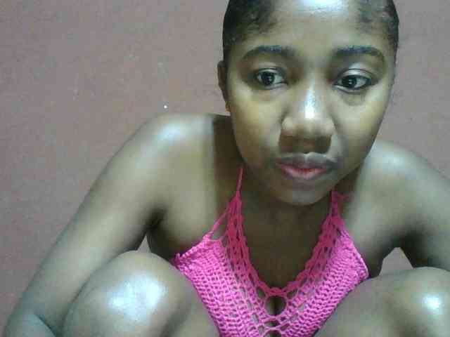 Annah21 webcam