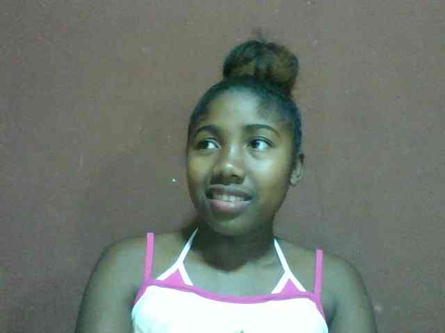 Annah21 webcam