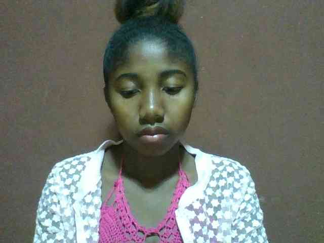 Annah21 webcam