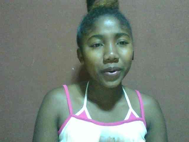 Annah21 webcam
