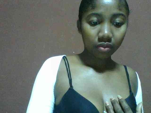 Annah21 webcam
