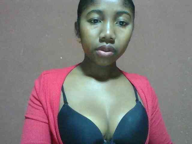 Annah21 webcam