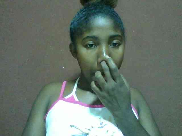 Annah21 webcam