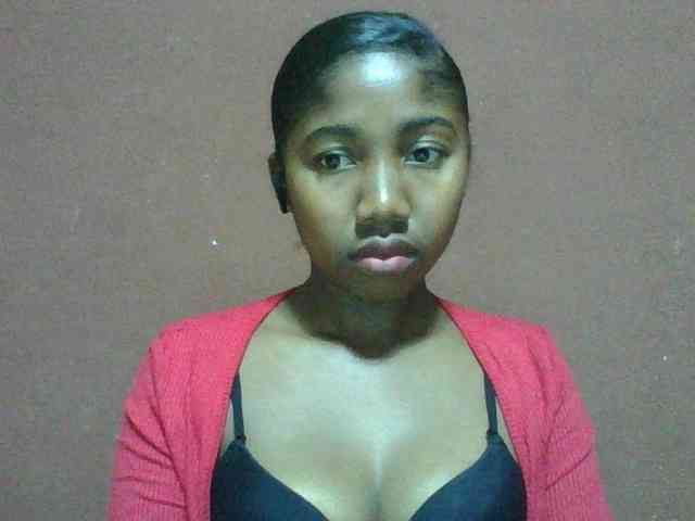 Annah21 webcam