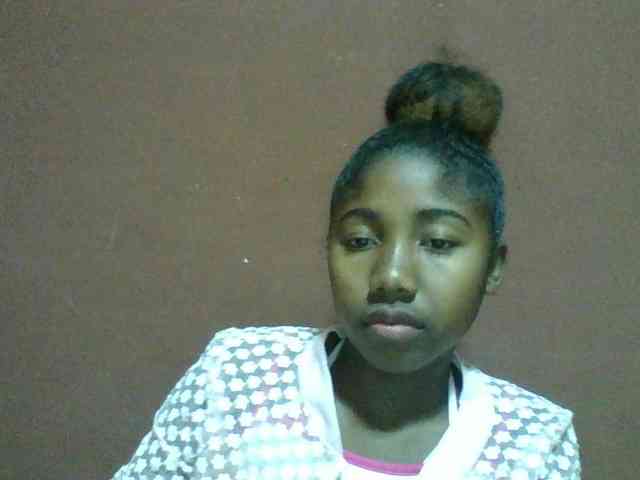 Annah21 webcam