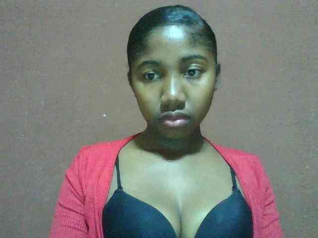 Annah21 webcam
