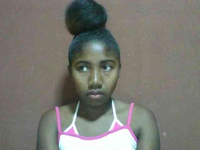 Annah21 webcam