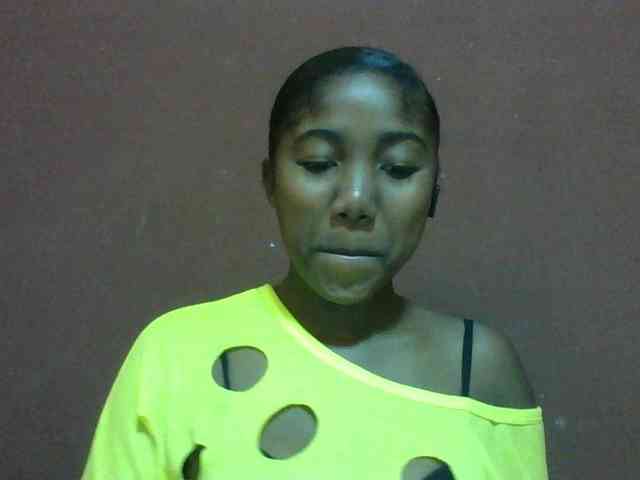 Annah21 webcam