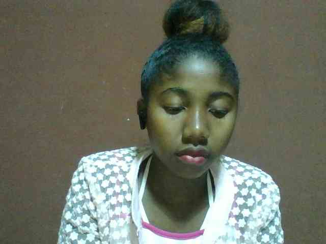 Annah21 webcam
