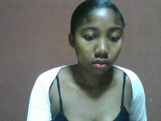 Annah21 webcam