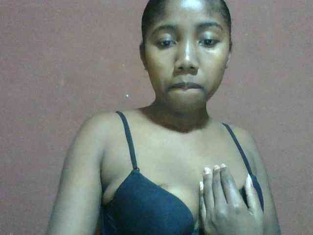 Annah21 webcam