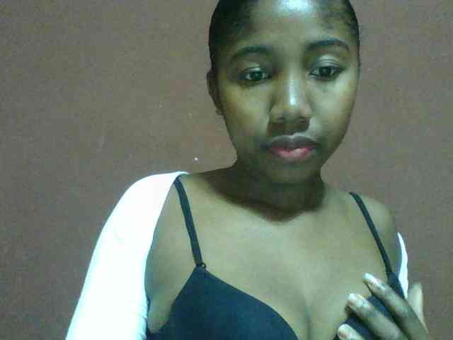 Annah21 webcam