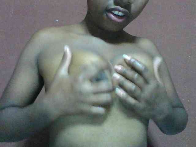 Annah21 webcam