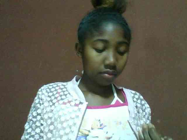 Annah21 webcam