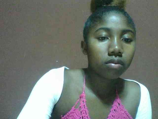 Annah21 webcam