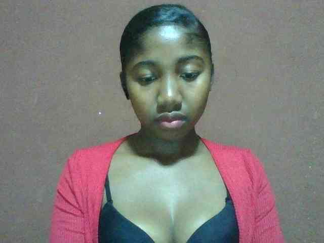 Annah21 webcam