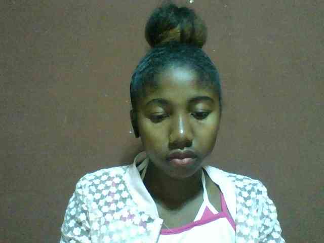 Annah21 webcam