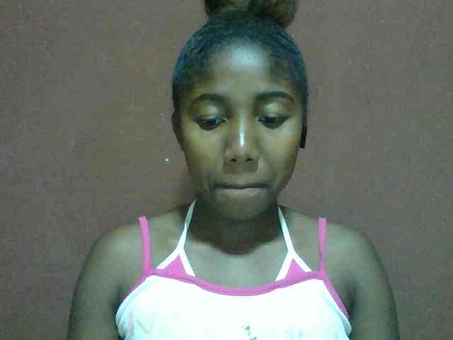 Annah21 webcam
