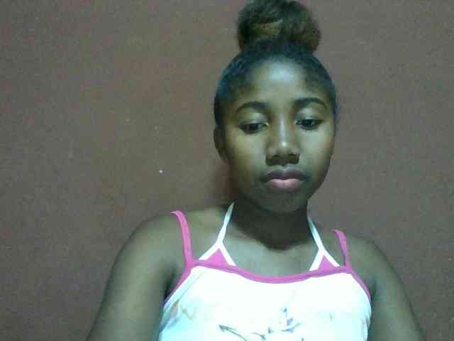 Annah21 webcam