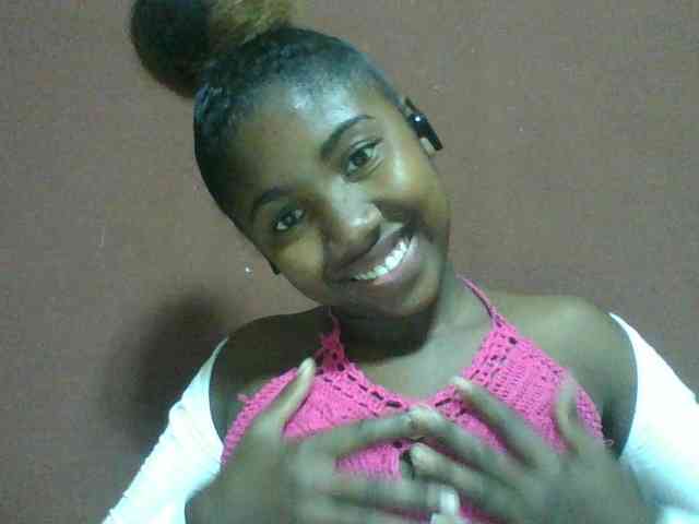 Annah21 webcam