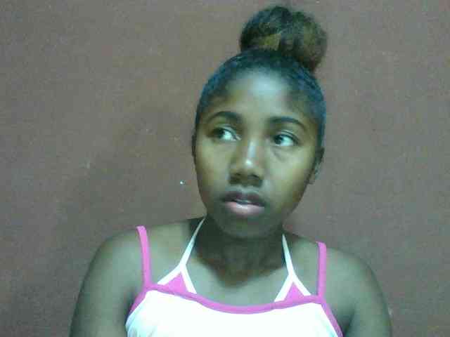 Annah21 webcam