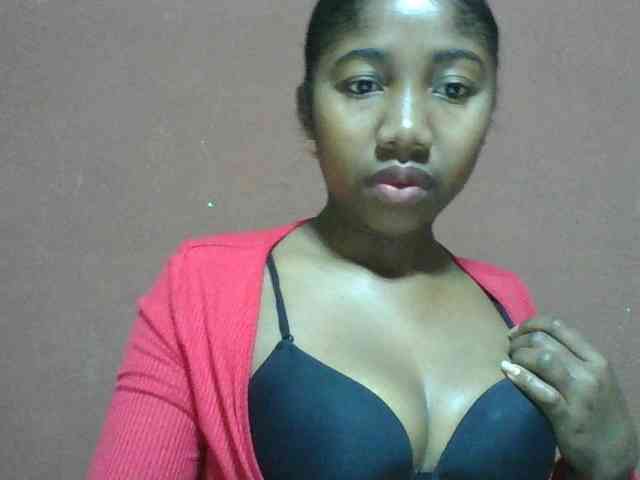 Annah21 webcam