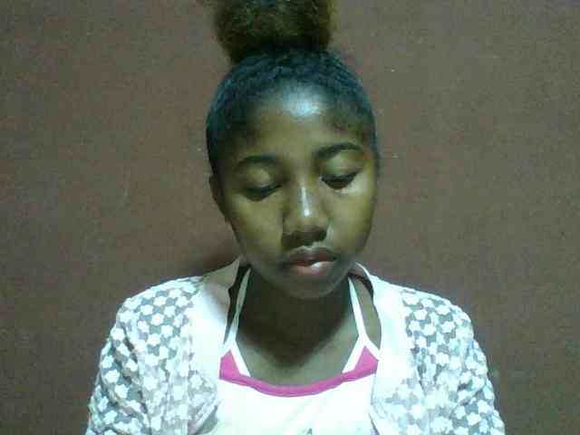 Annah21 webcam