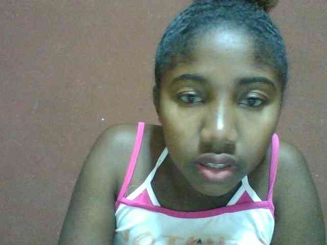 Annah21 webcam