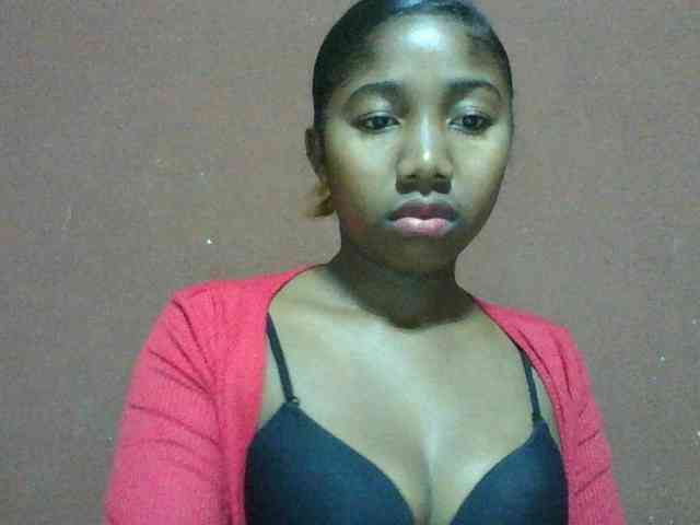 Annah21 webcam