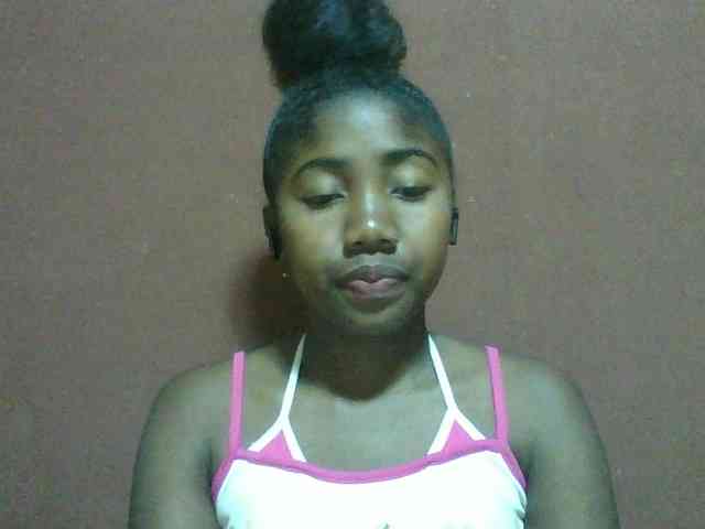 Annah21 webcam