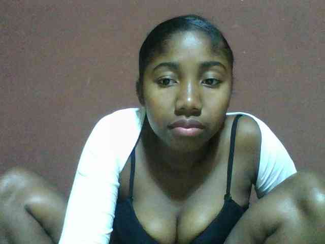 Annah21 webcam