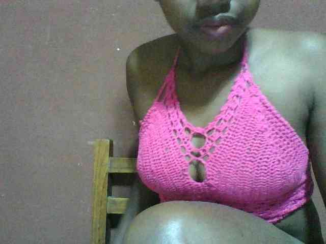 Annah21 webcam