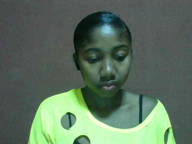 Annah21 webcam