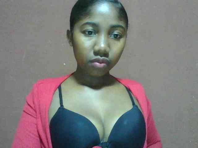 Annah21 webcam