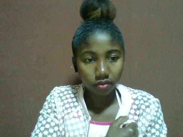 Annah21 webcam