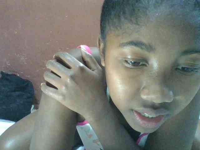 Annah21 webcam