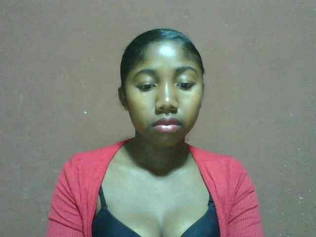Annah21 webcam