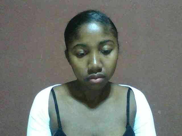 Annah21 webcam