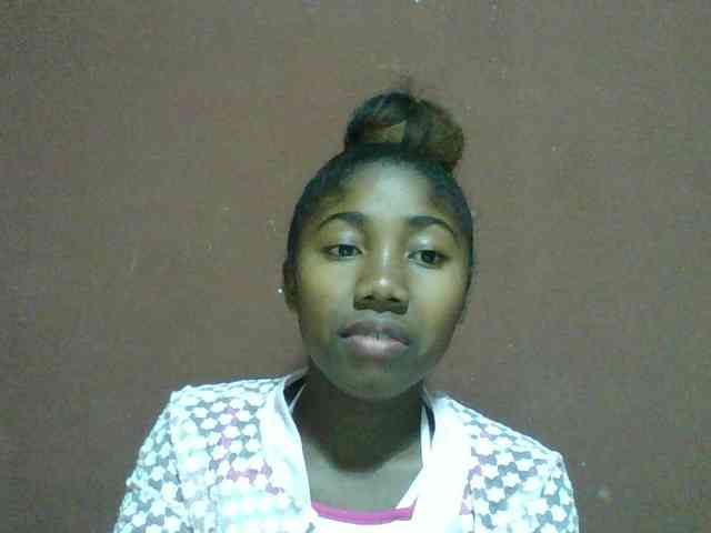 Annah21 webcam