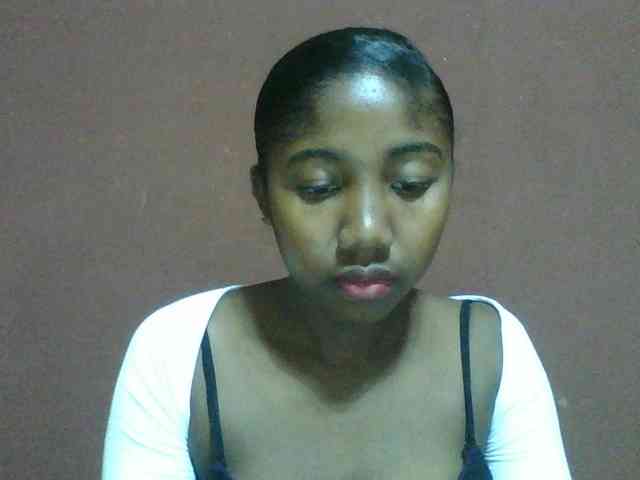 Annah21 webcam
