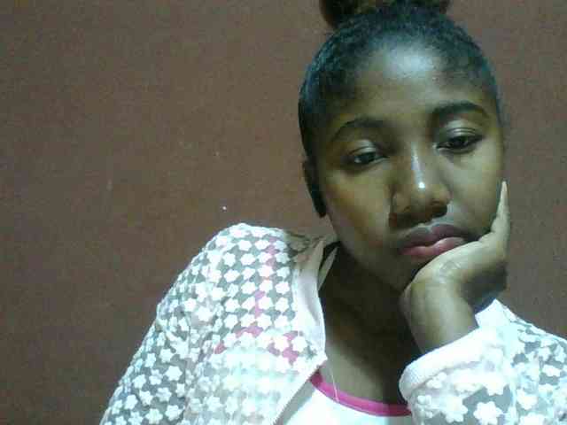 Annah21 webcam
