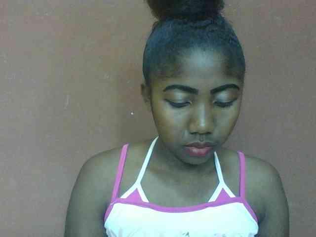 Annah21 webcam